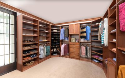 6 Tips for Organizing a Couple’s Primary Closet