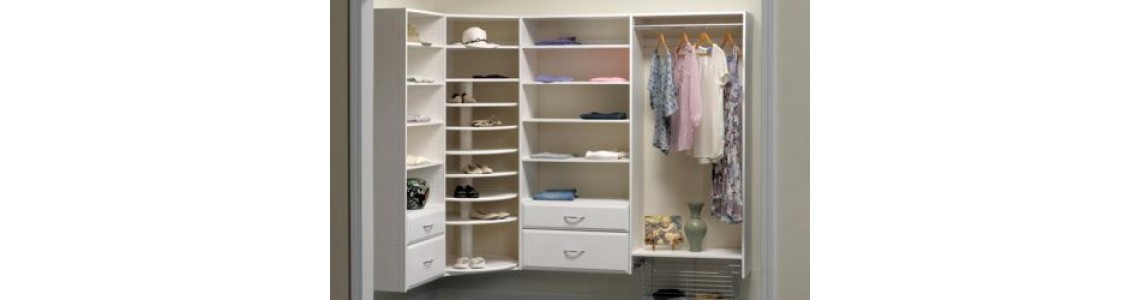 The Benefits of Adjustable Shelving in Your Closet Design