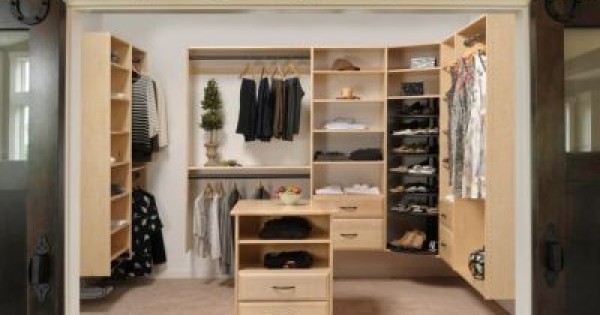 Image showcasing 15 Expert Tips for Making Use of Empty Corner Spaces