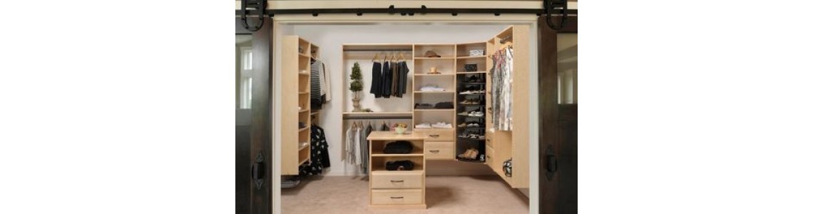 5 Ways a Disorganized Closet Can Affect Your Life