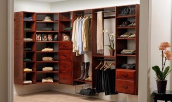 False or Exaggerated Custom Closet Design Myths